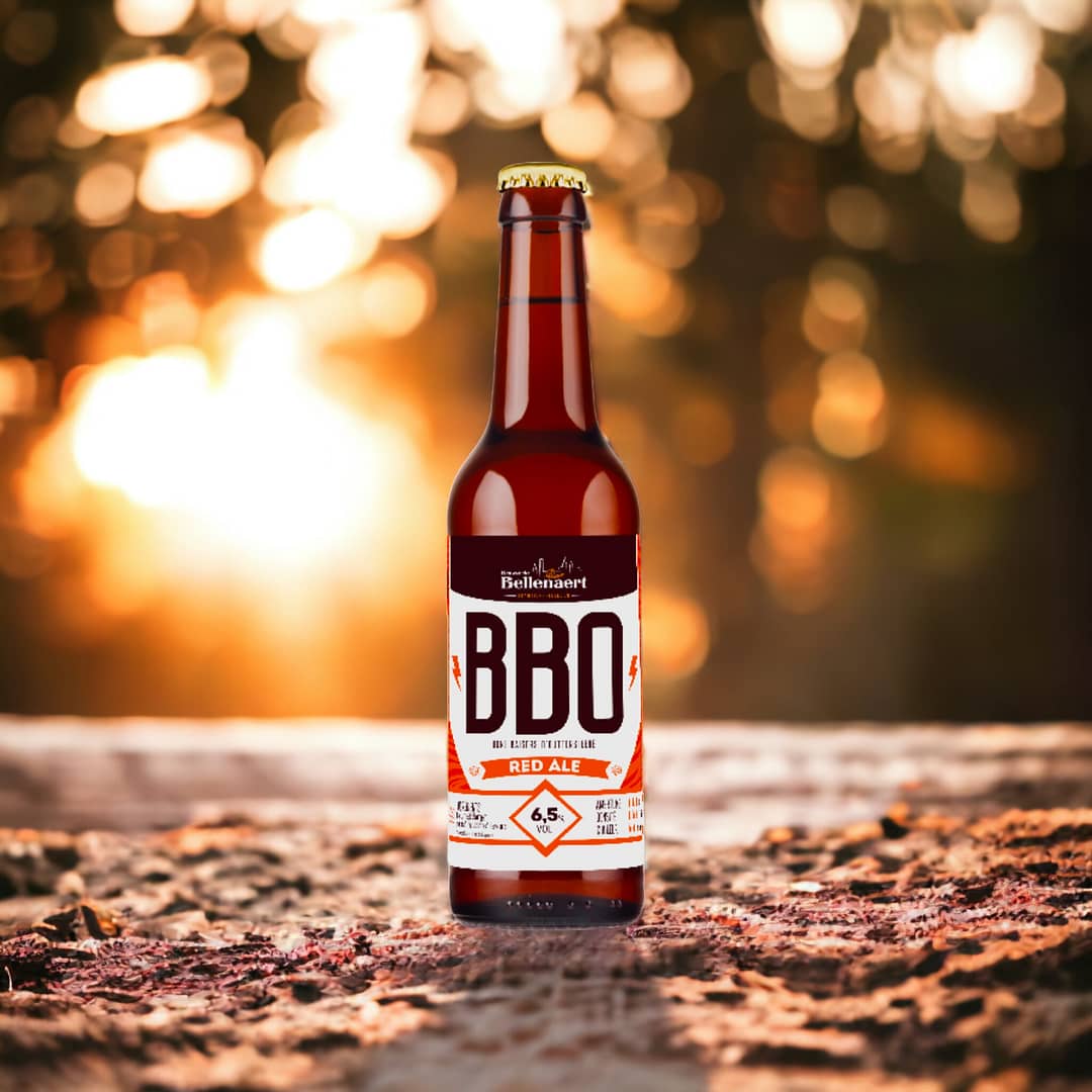 Bière BBO Brasserie Bellenaert - Adopte Un Brasseur-Bouteille 33cl sur le sol