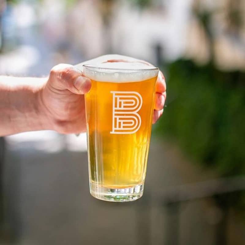 biere blonde pils faubourg brasserie bapbap adopte un brasseur